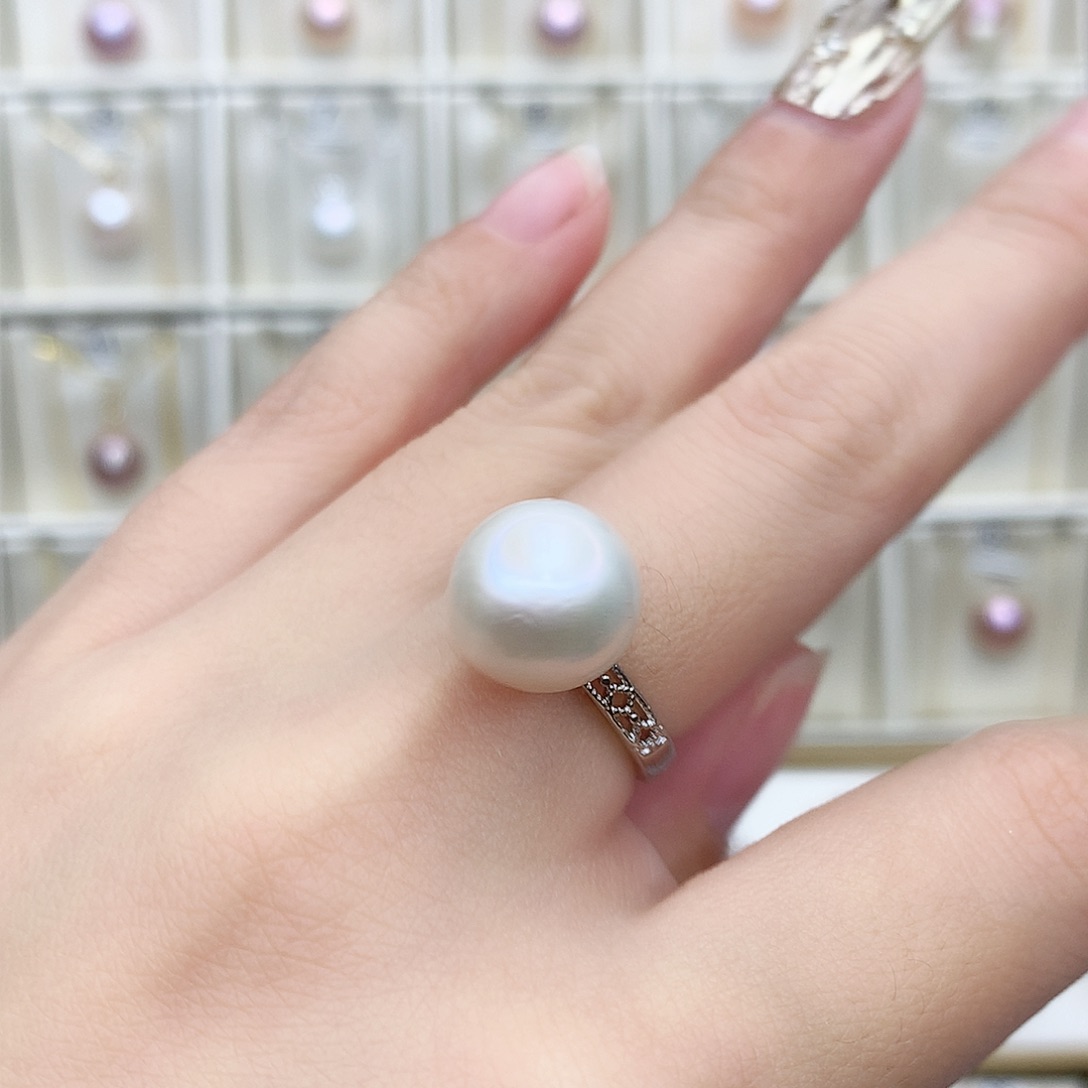 淡水珍珠颈饰合金