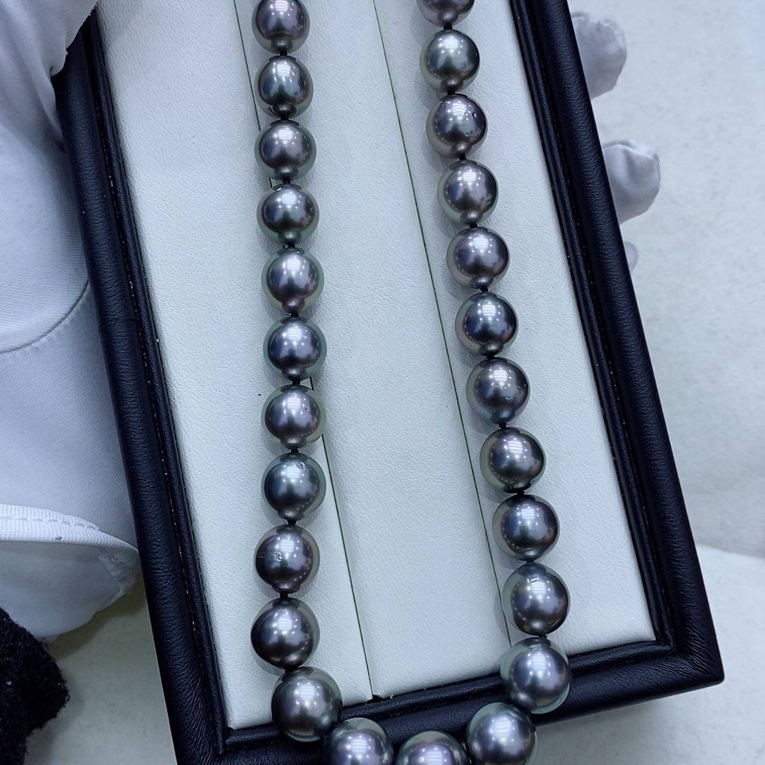 海水珍珠颈饰未镶嵌8到11点位