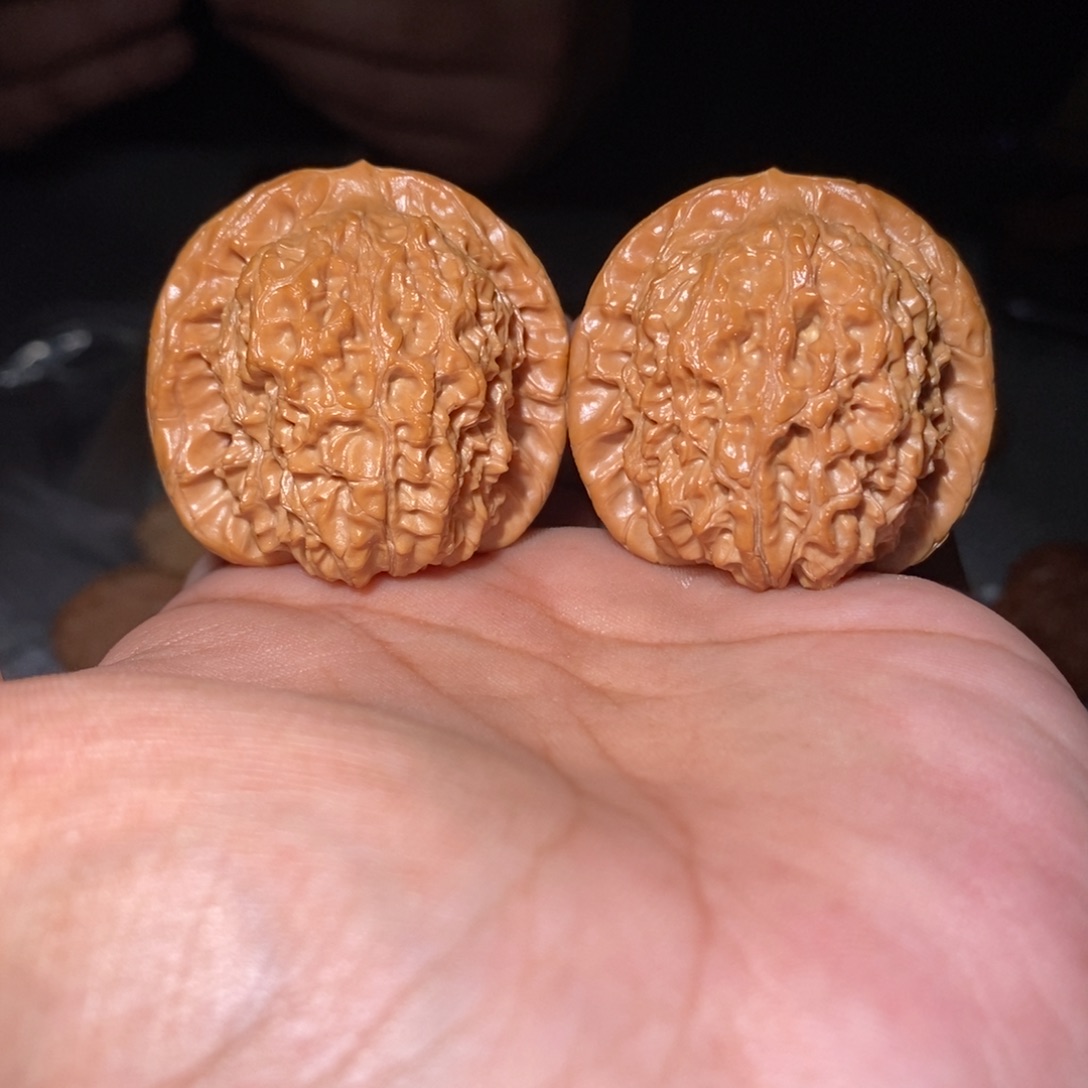 吊坠桃核40尺血麒麟