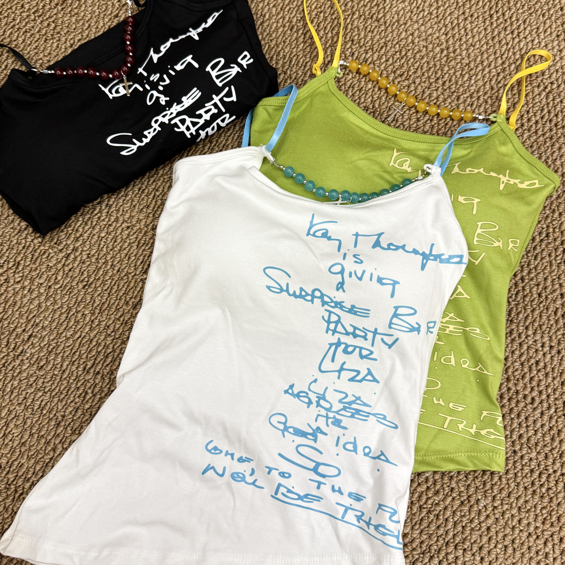 甜辣妹夏季字母印花带胸垫吊带背心女修身显瘦度假风设计百搭上衣