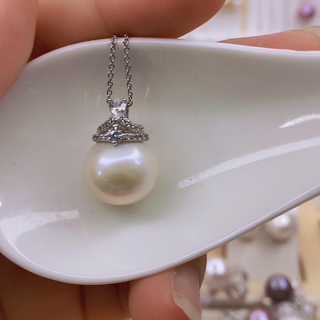 淡水珍珠银S925镶嵌吊坠(赠链)