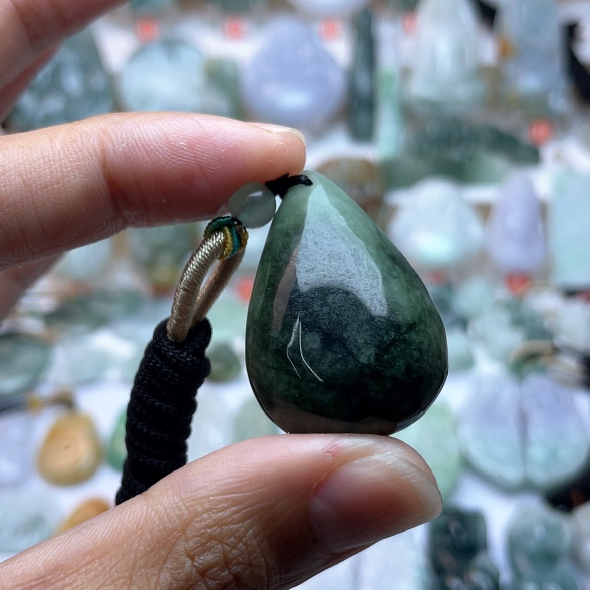 【闪购商品】颈饰未镶嵌翡翠水滴