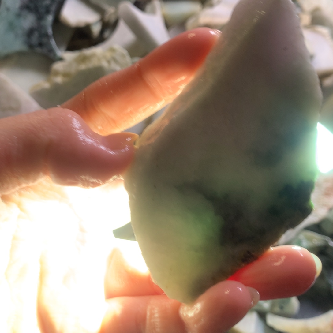 翡翠颈饰未镶嵌缅甸翡翠