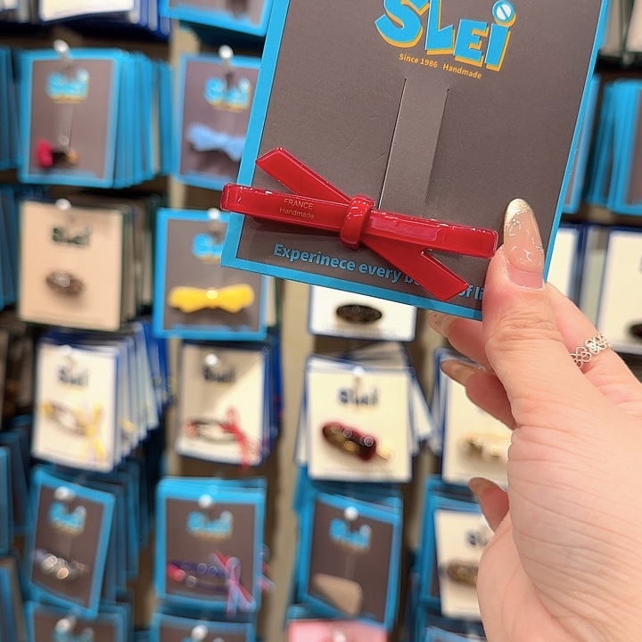 红色蝴蝶结交叉鸭架