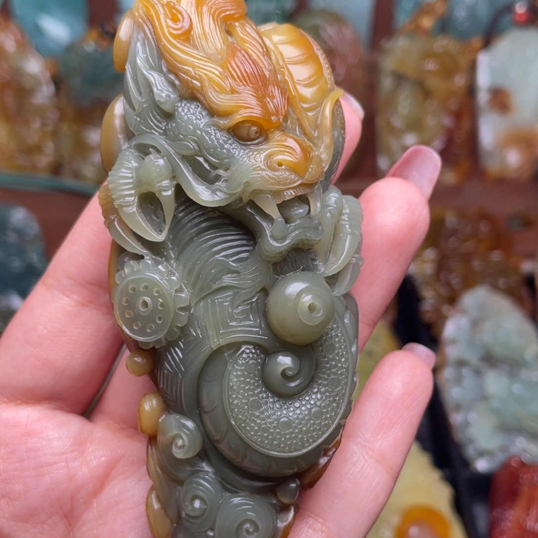 蛇纹石玉颈饰未镶嵌用****7