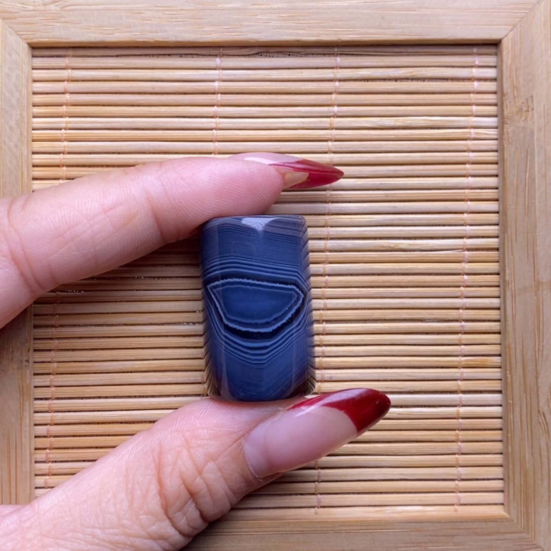 克***蒙玛瑙/玉髓未镶嵌珠宝半成品