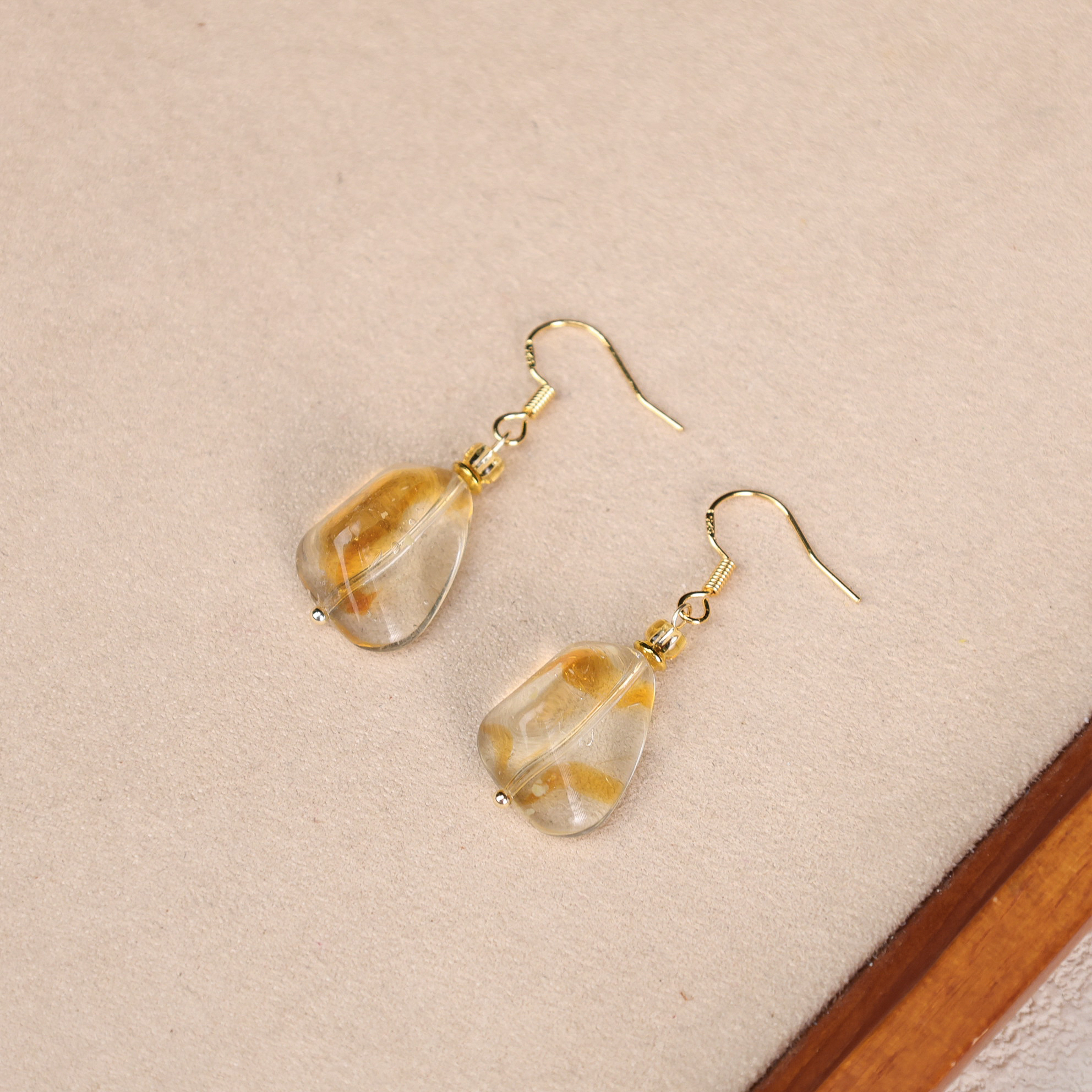 合金琉璃耳饰 LZ4697-2黄白色不规则琉璃耳环