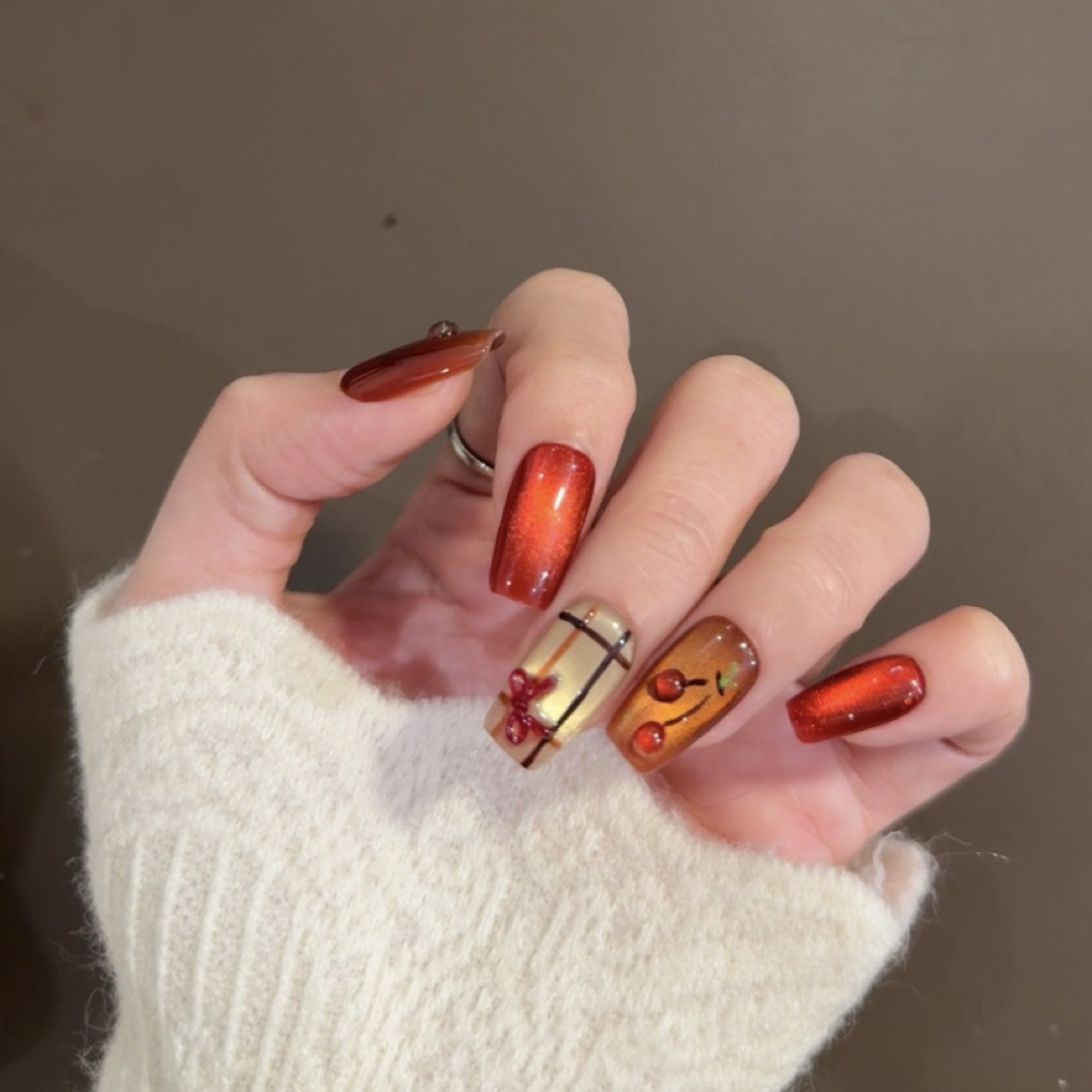 【梦幻樱桃024】纯手工秋冬显白高级感穿戴甲