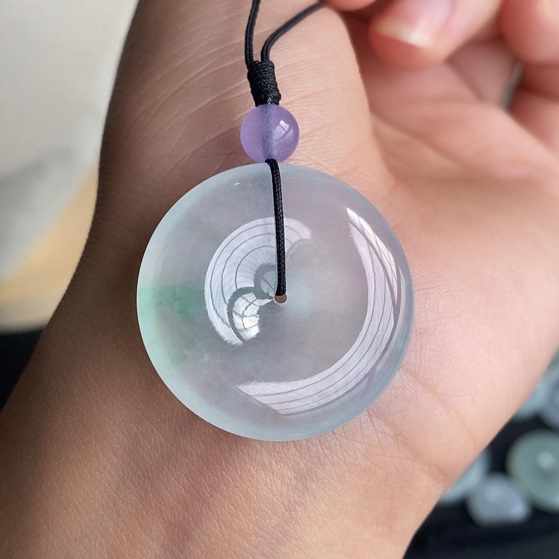 翡翠颈饰未镶嵌翡翠首饰