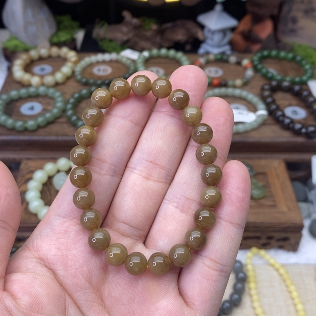 桃****和田玉未镶嵌手链糖玉卡8