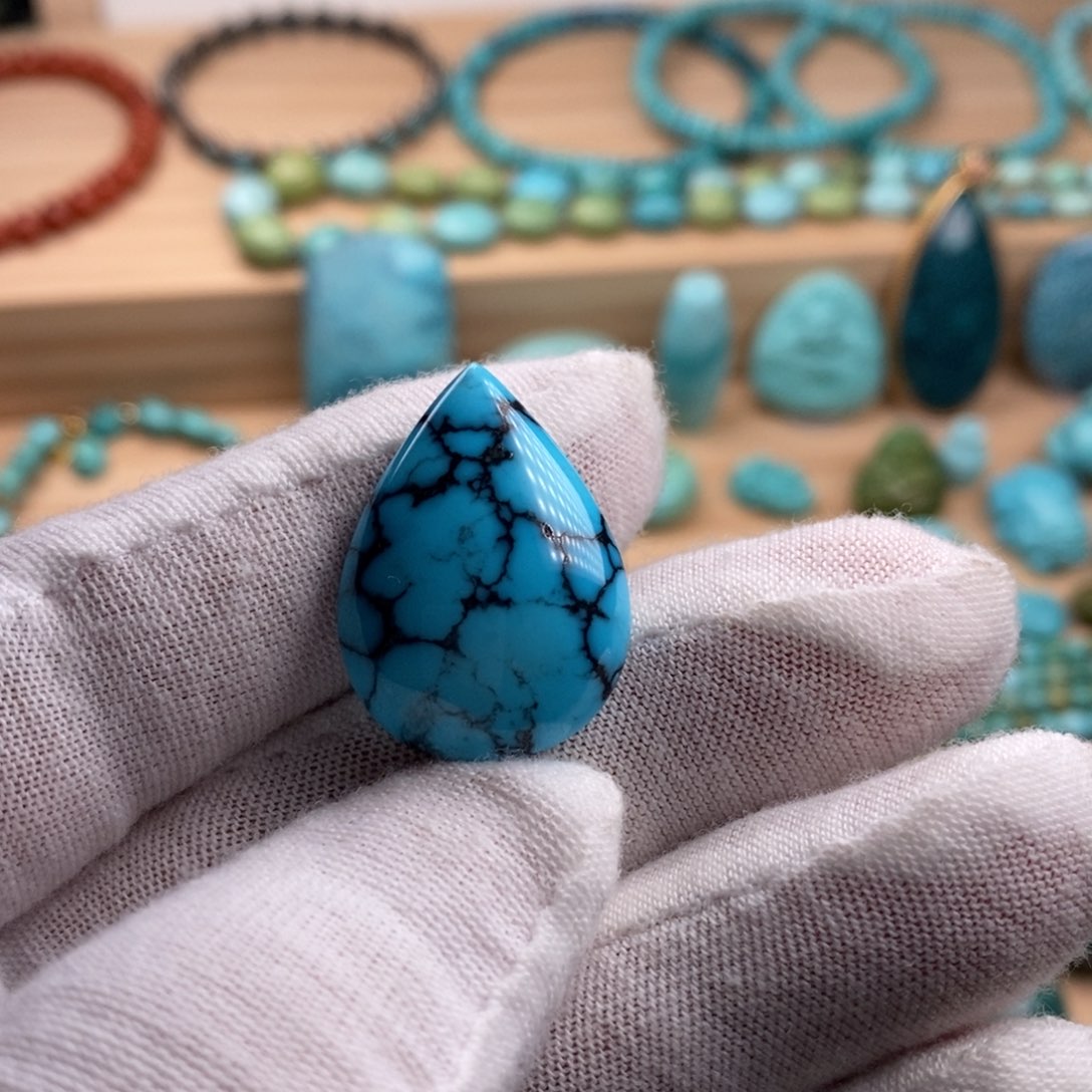 绿松石未镶嵌挂件