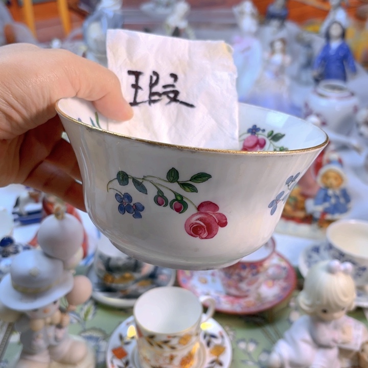 摆件欧洲中古瓷器好看冲鸭！