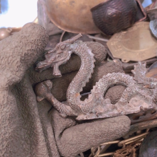 h***l闪电购铜摆件工艺品