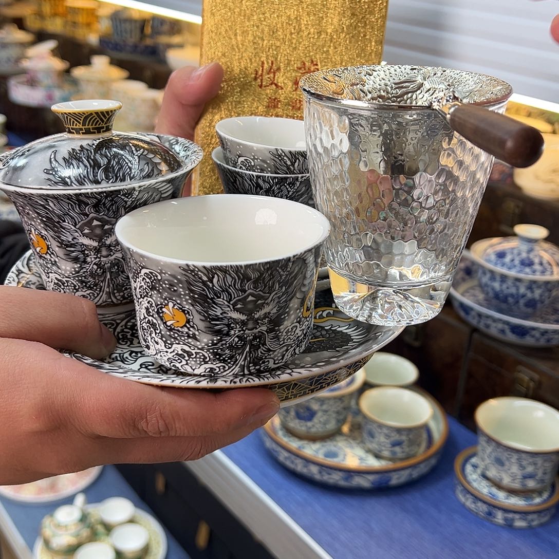 我们的目标是成为一个优秀的人