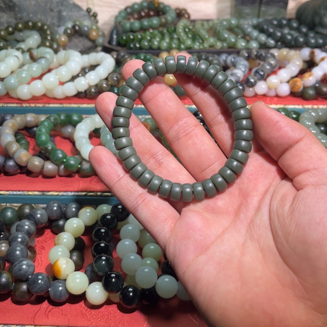 未镶嵌手链和田玉