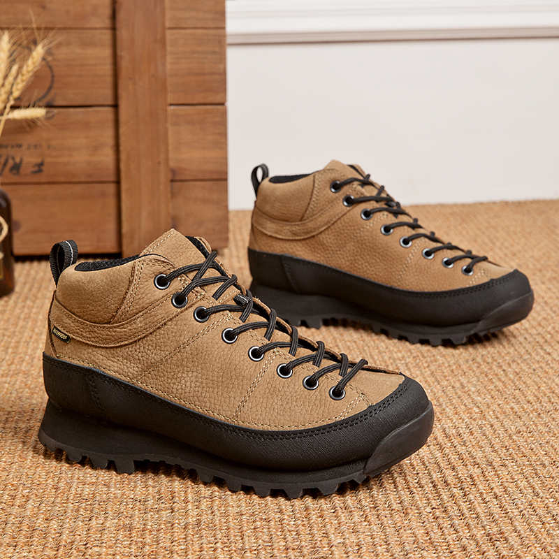 中低帮户外徒步防水鞋上脚0磨合