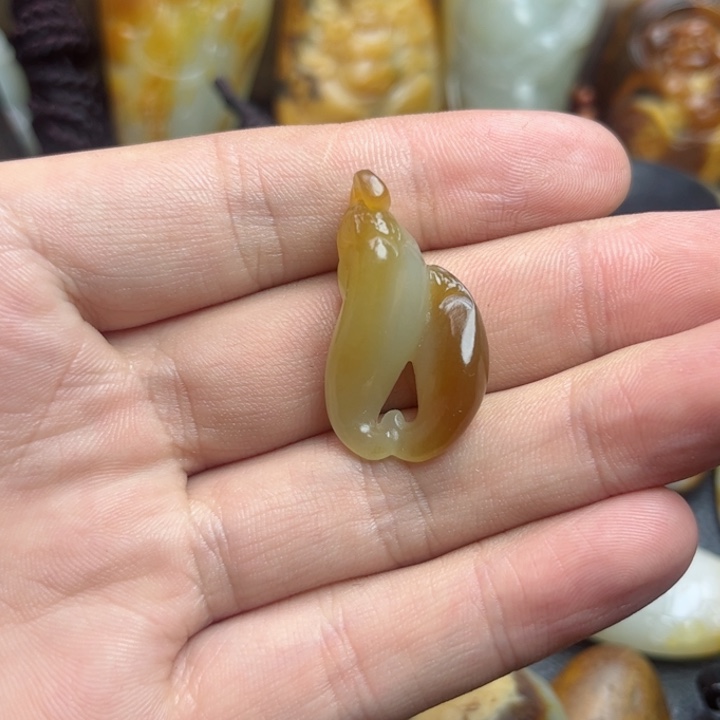 和田玉挂件未镶嵌