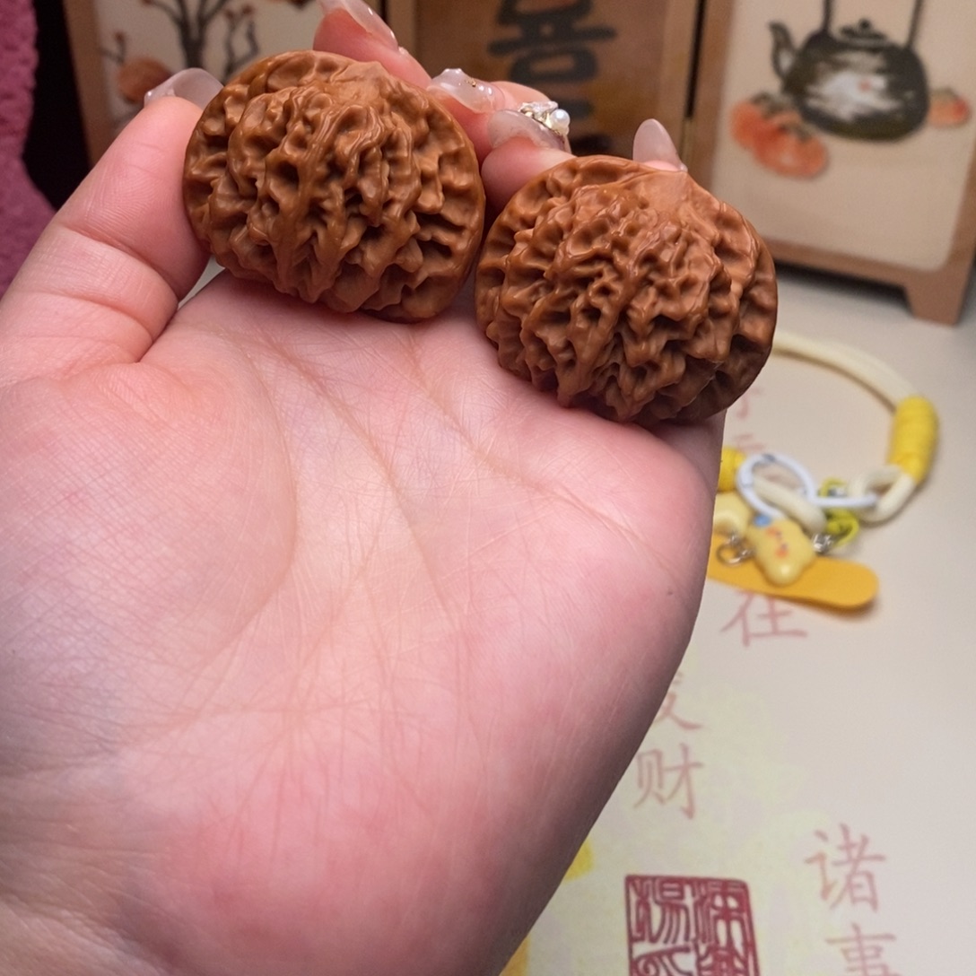 桃核把件秦闷42尺