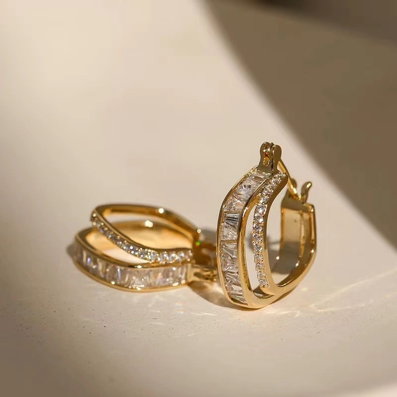 铜合金锆石耳饰 港风轻奢超闪锆石方形耳扣精致高级感轻奢双层耳