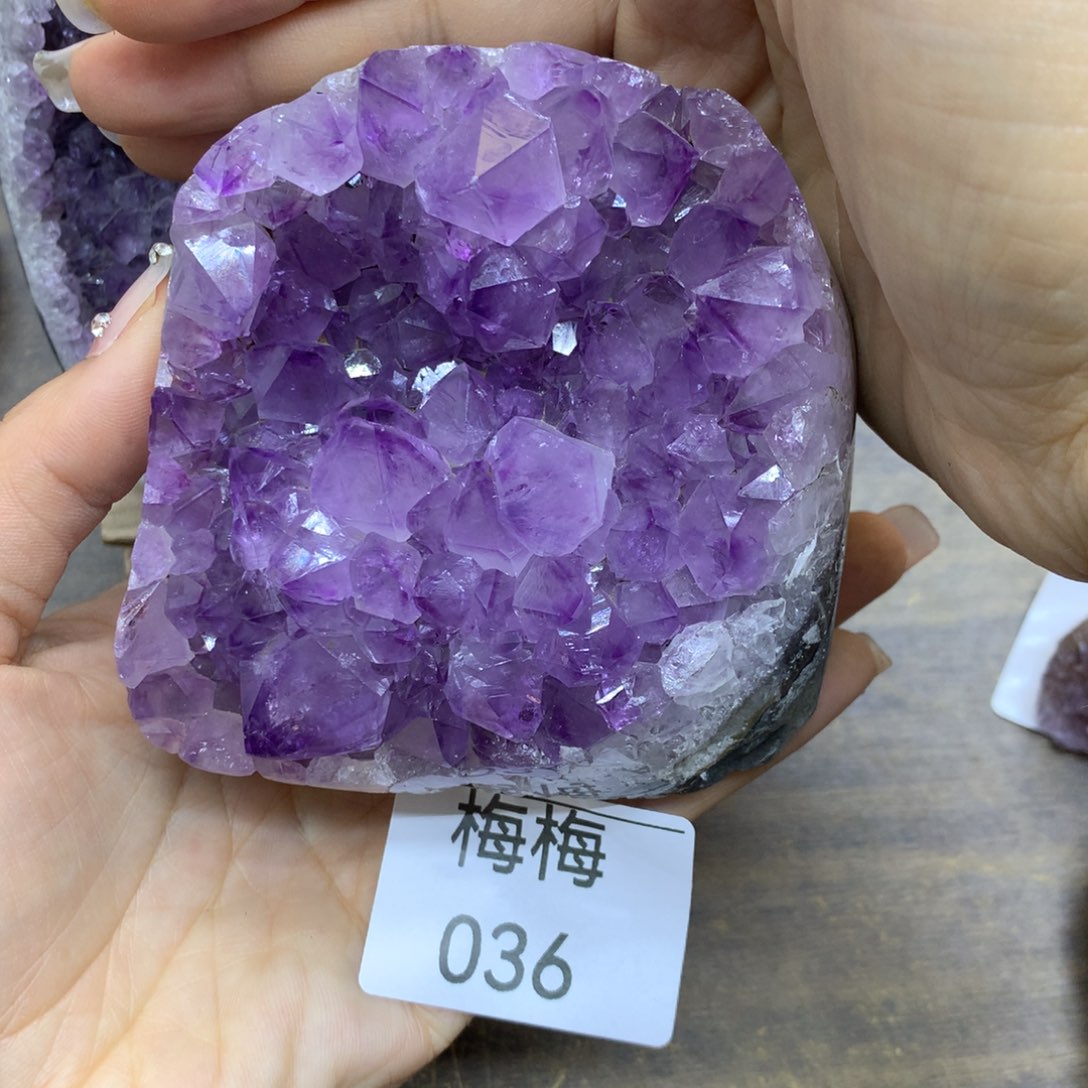 未镶嵌紫晶大型摆件（非配饰）