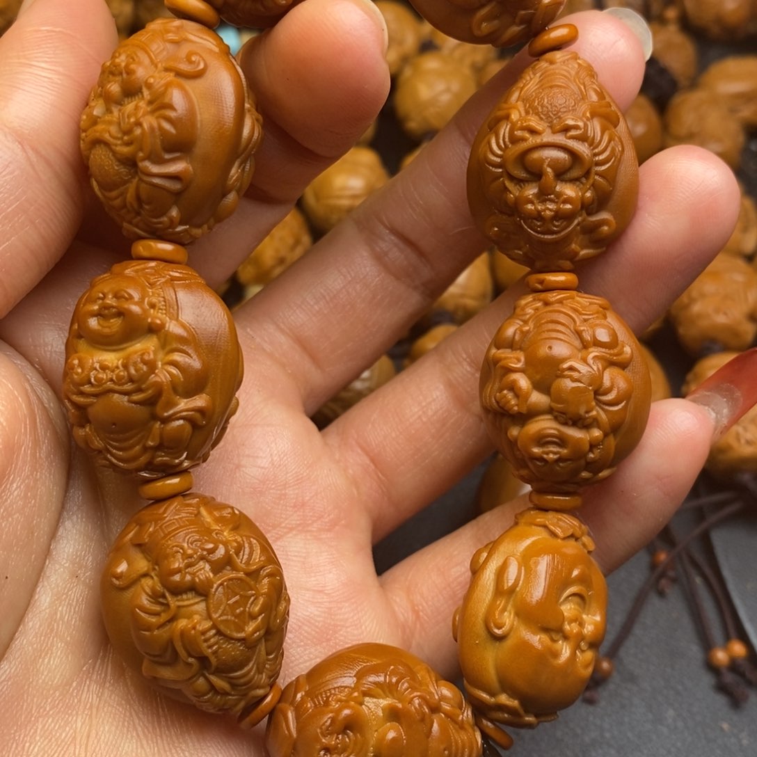 橄榄核吊坠翁*2.1双面财迷