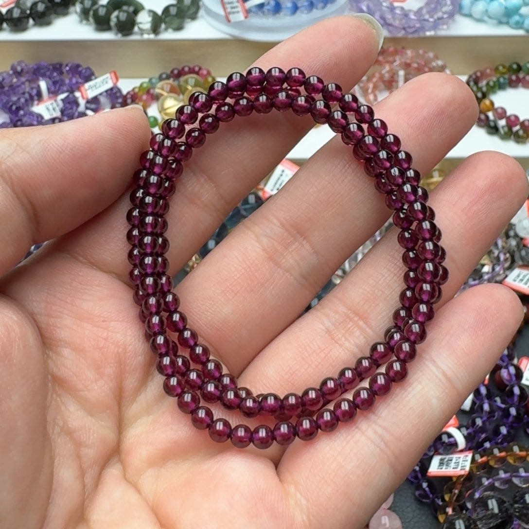 水晶手链未镶嵌紫牙乌石榴石