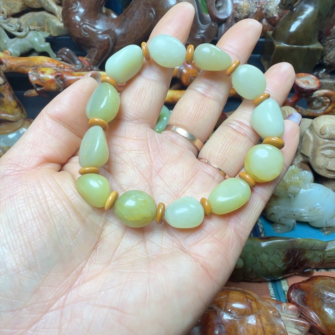 和田玉手串未镶嵌