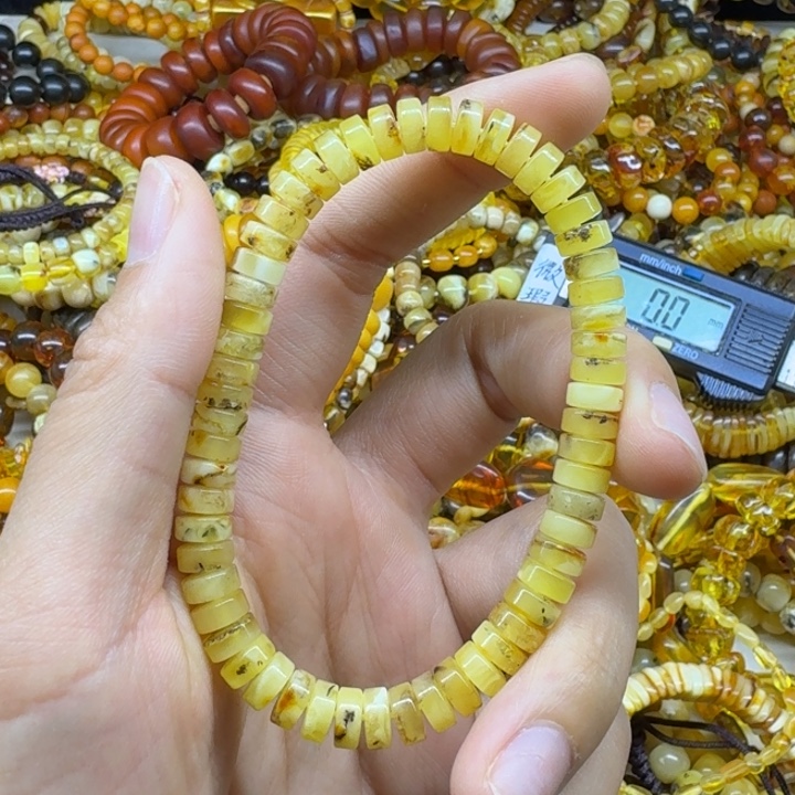 琥珀未镶嵌珠宝奇石