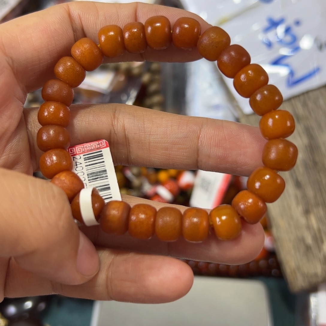 未镶嵌琥珀珠宝奇石586