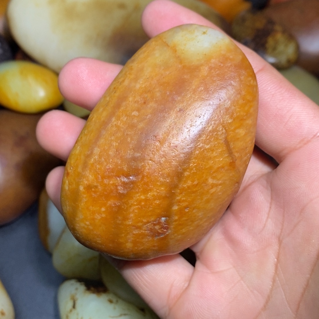 和田玉未镶嵌珠宝奇石