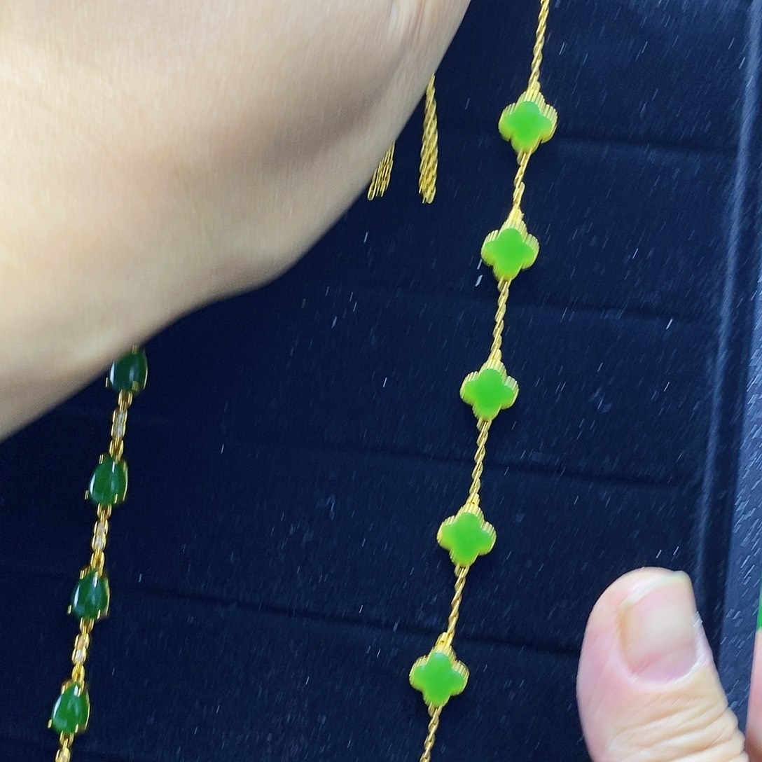 银S925镶嵌和田玉把件