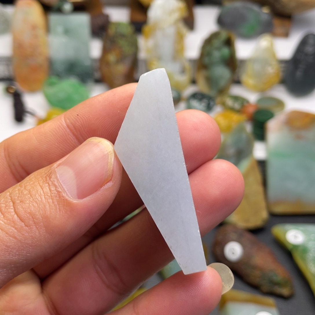 定制翡翠未镶嵌纯天然A货翡翠定制