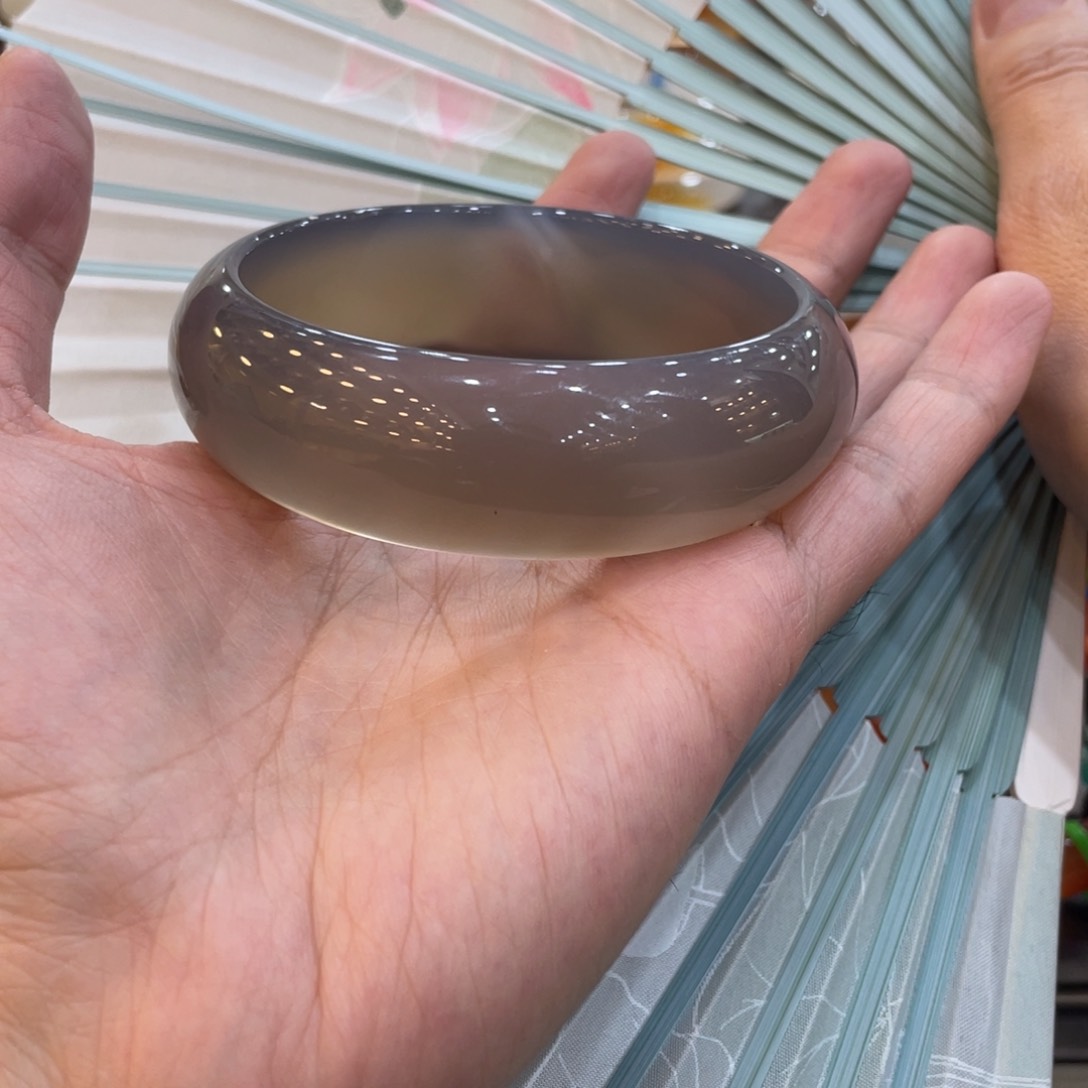 玛瑙/玉髓手镯未镶嵌@**?