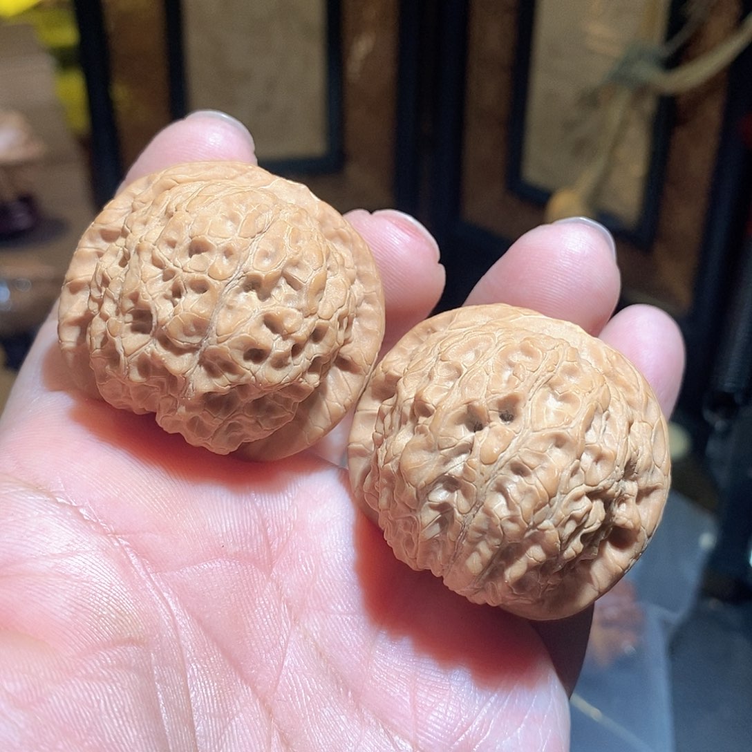 文玩核桃把件41血麒麟全品