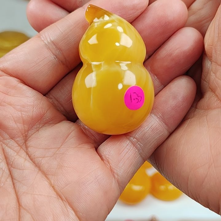 蜜蜡吊坠(赠链)未镶嵌