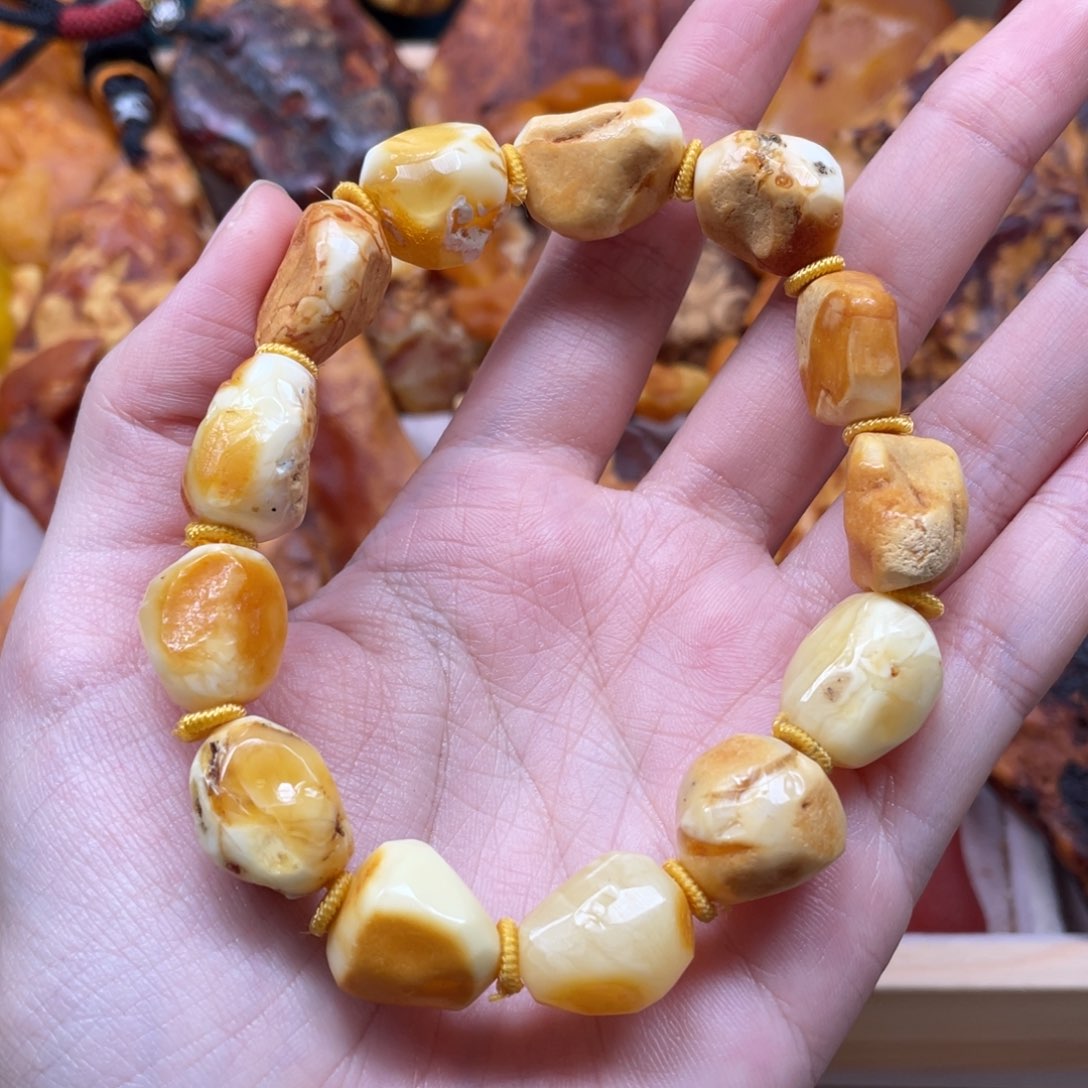 琥珀珠宝奇石未镶嵌