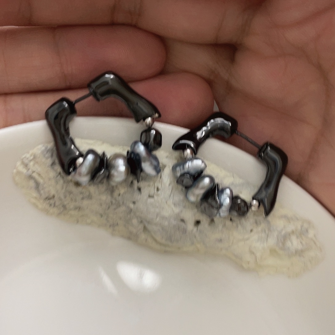 娃***娃海水珍珠耳饰银S925镶嵌