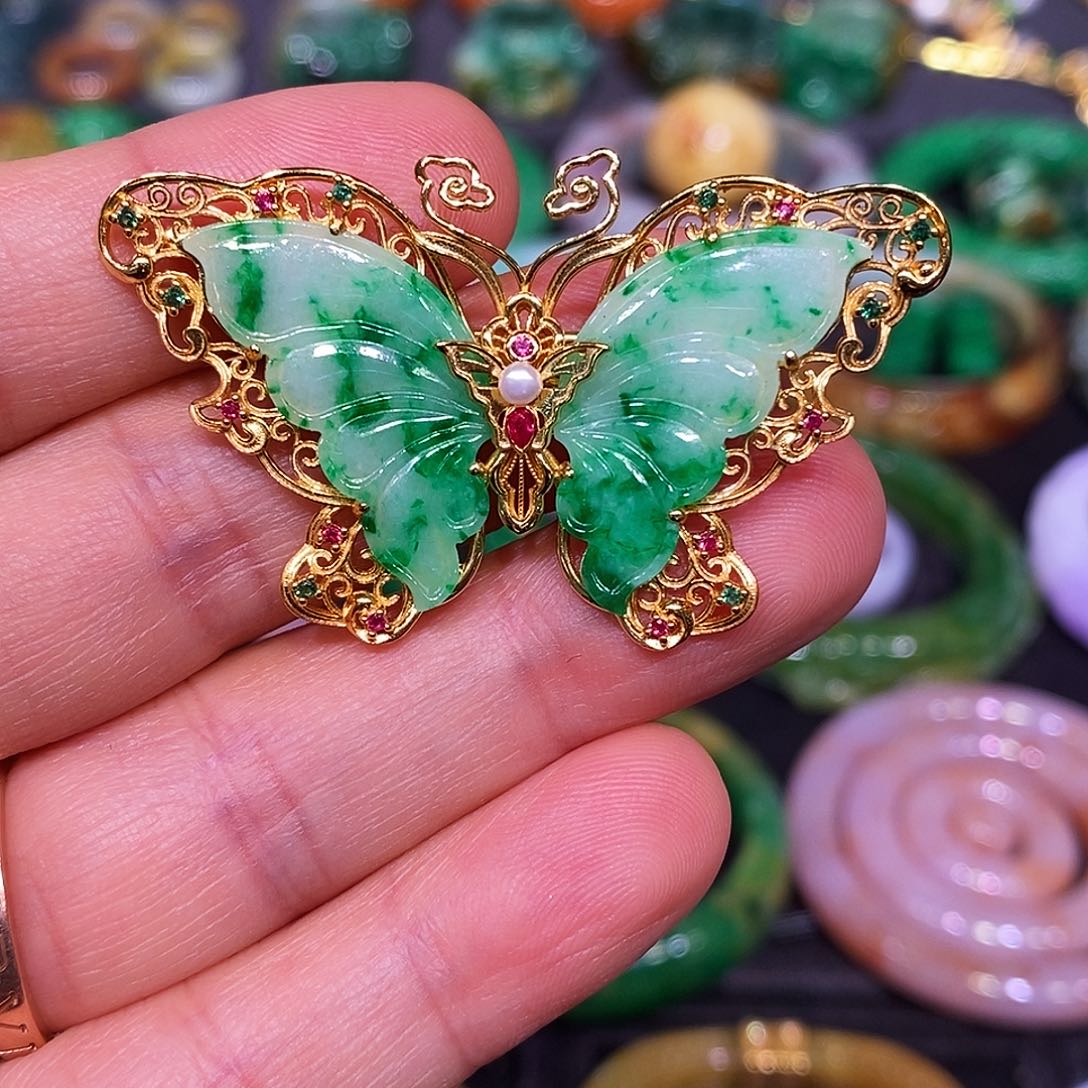 翡翠未镶嵌颈饰翡翠