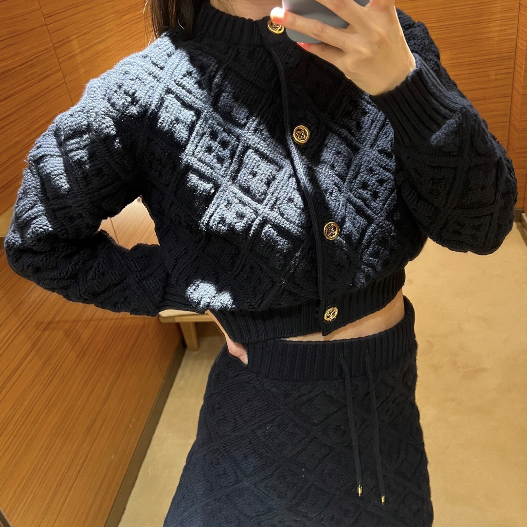 99新 LouisVuitton/路易威登 dec702 25SS滑雪系列浮雕针织衫l码