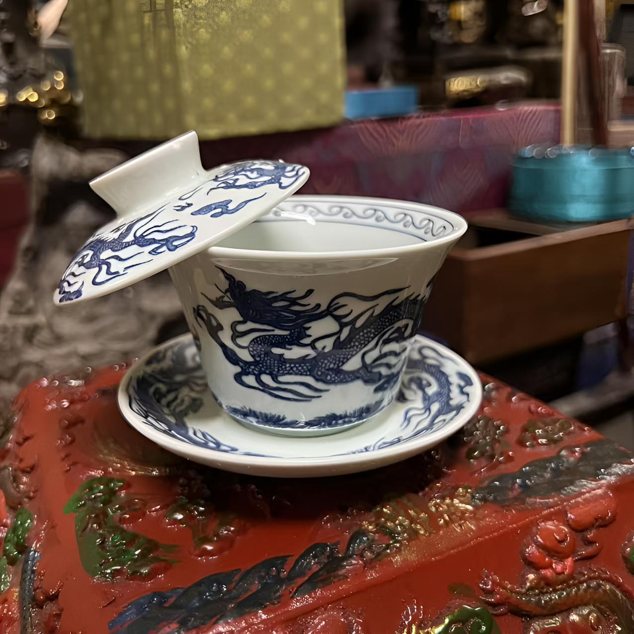 陶瓷悬停青花瓷盖碗高端陶瓷龙纹家用手工盖碗茶杯高档工艺品摆件