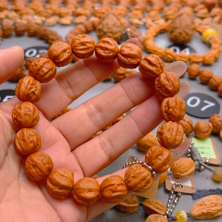 一***苦文玩核桃吊坠核桃手串