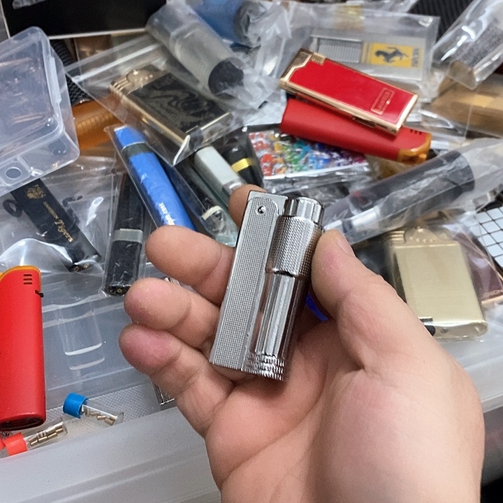 用***3明铬充气打火机充气打火机