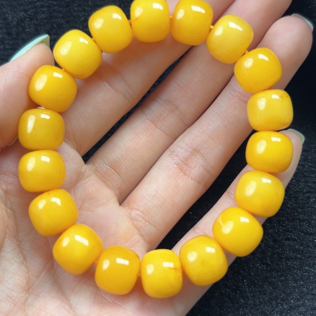 未镶嵌琥珀珠宝奇石