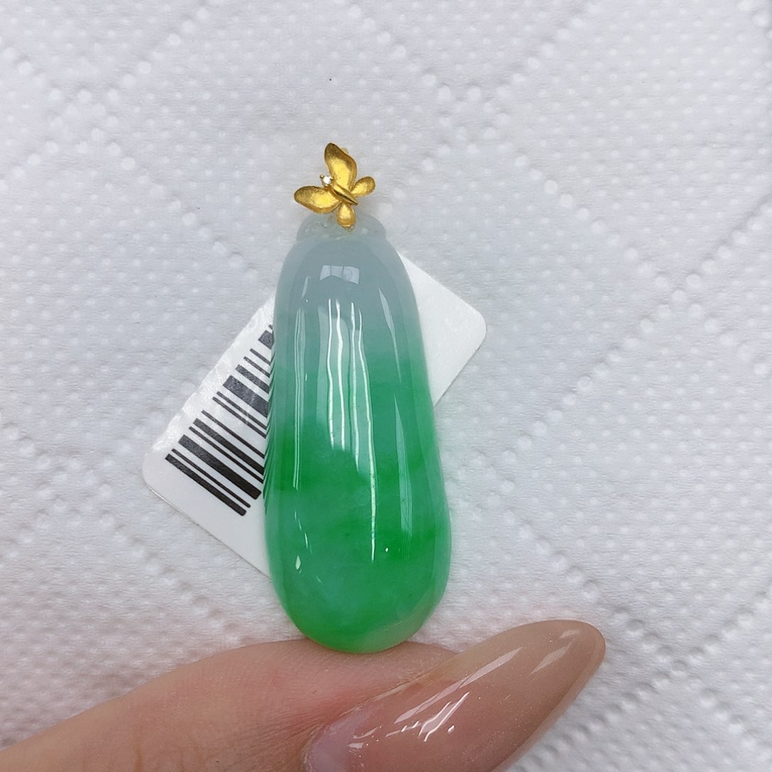 颈饰18K金镶嵌翡翠