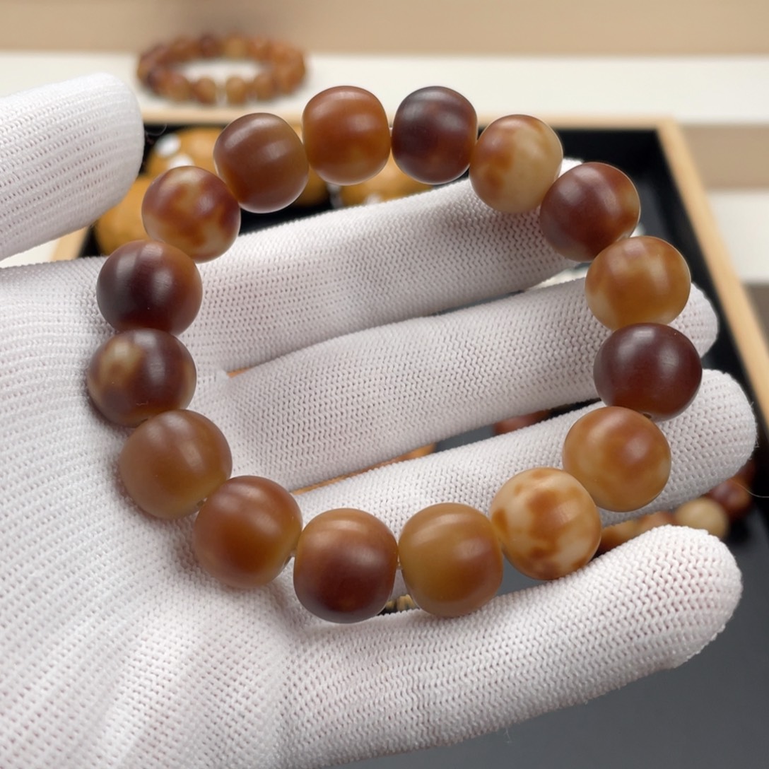 吊坠白玉菩提卡14手工干磨通货