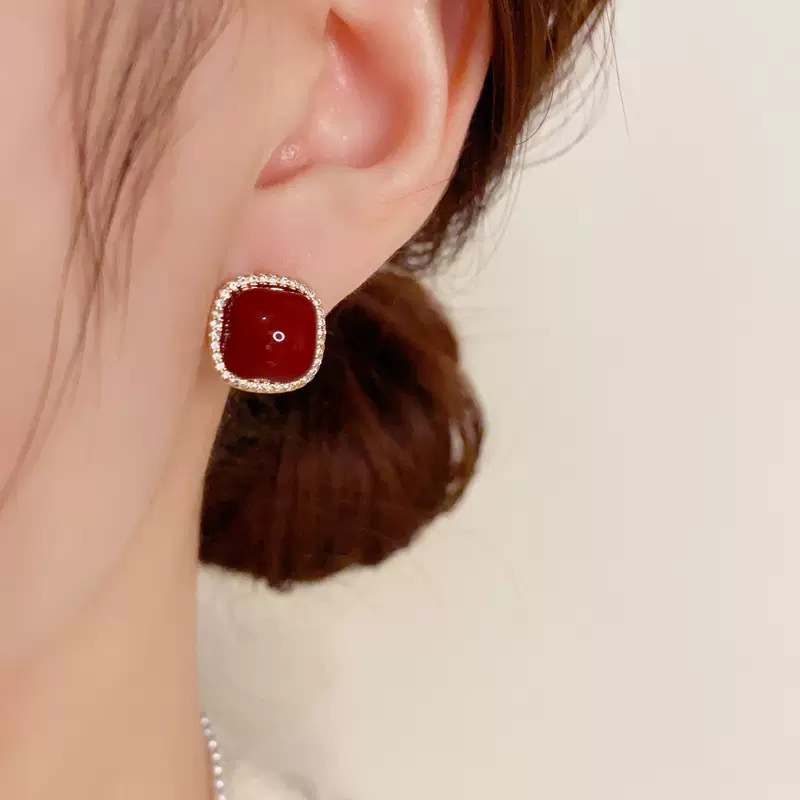 铜合金耳饰 铜合金耳饰 S925银针酒红色珠珠轻奢百搭耳饰耳环