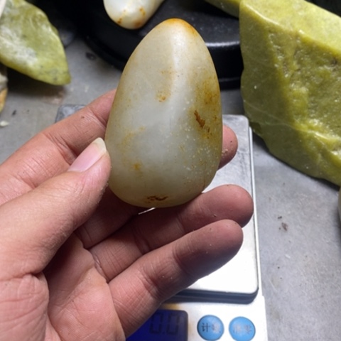 未镶嵌和田玉（糖玉）挂件