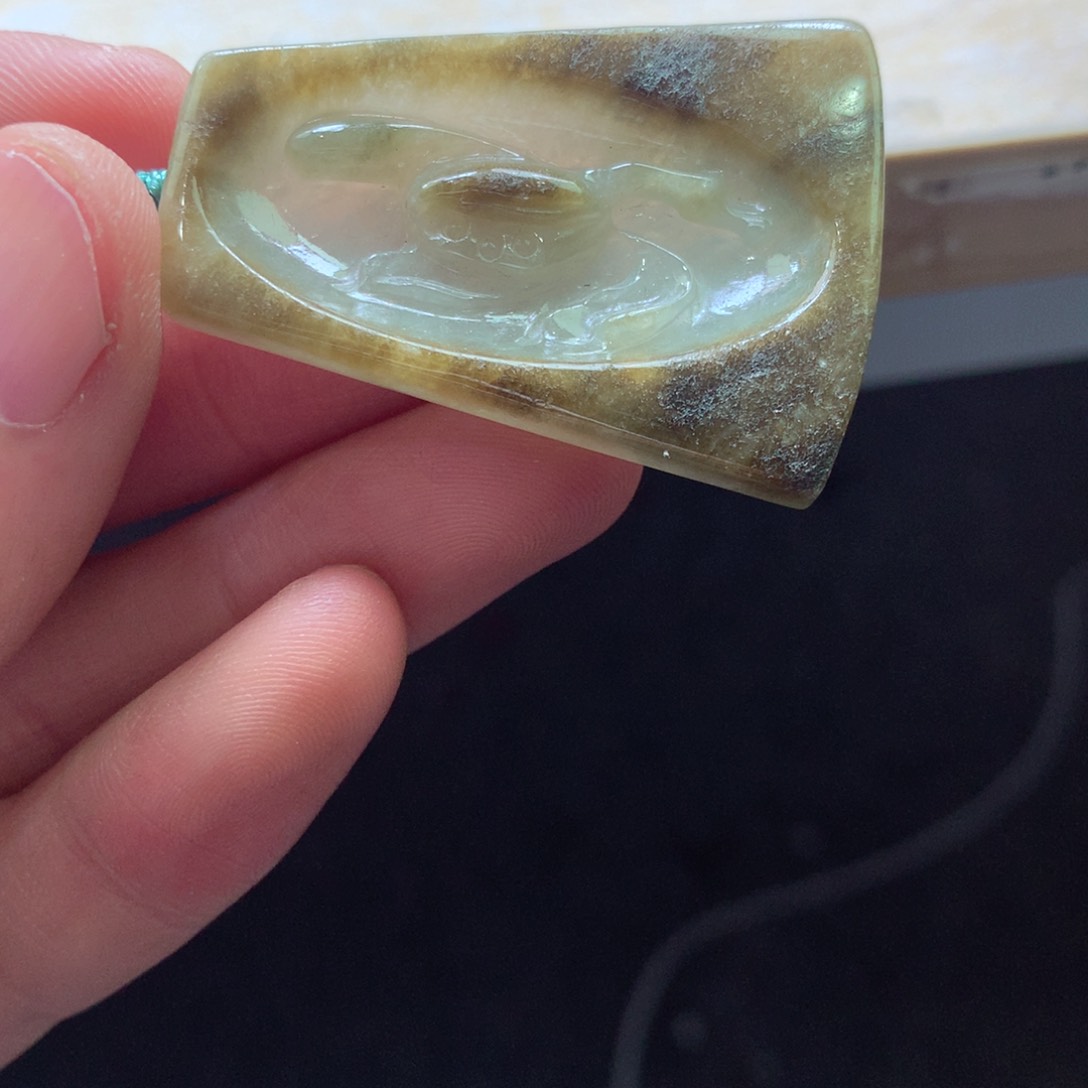 翡翠颈饰未镶嵌吊坠