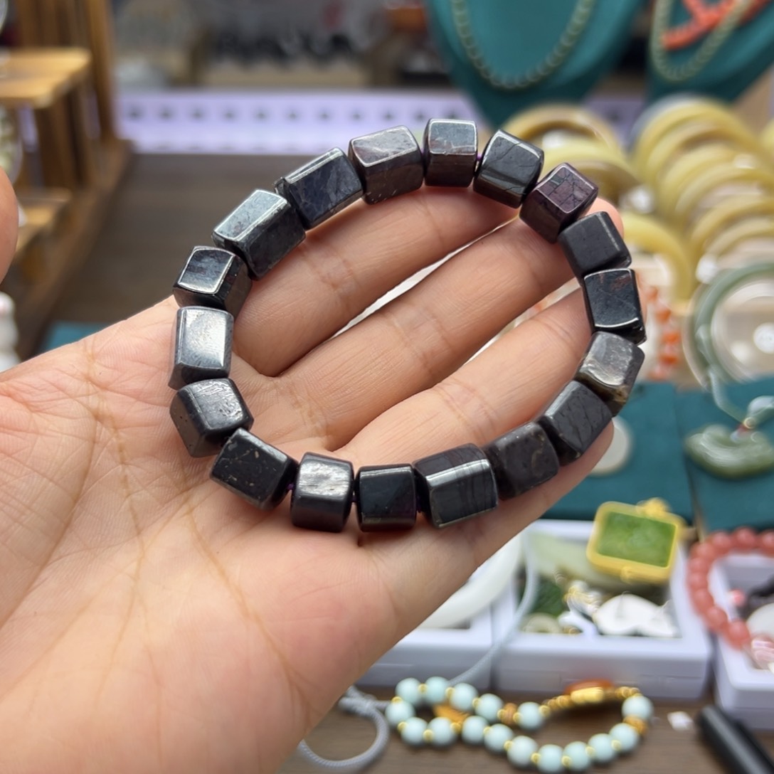 未镶嵌苏纪石（舒俱来）1刘*手串方珠