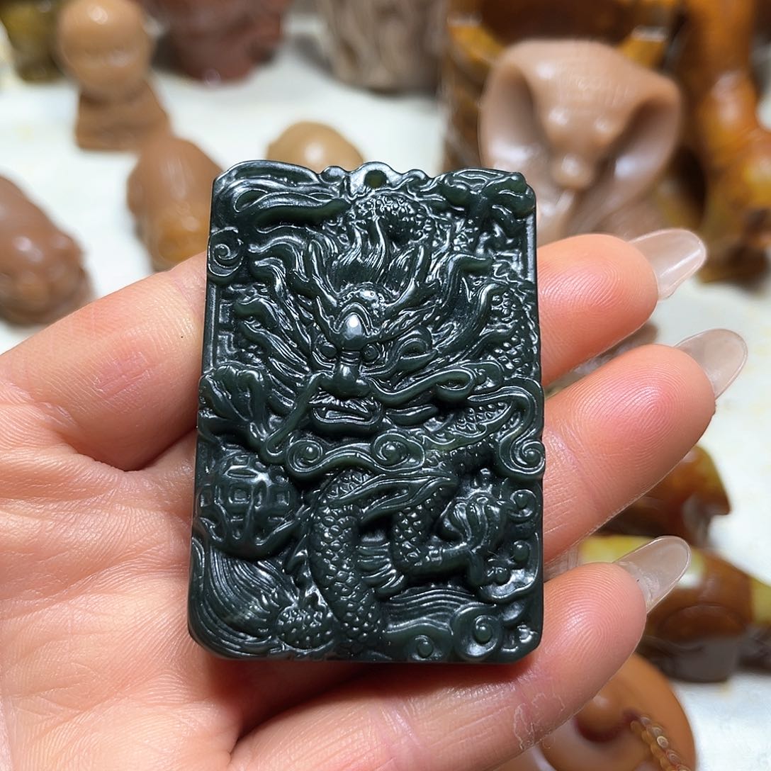 白玉菩提吊坠白玉菩提吊坠